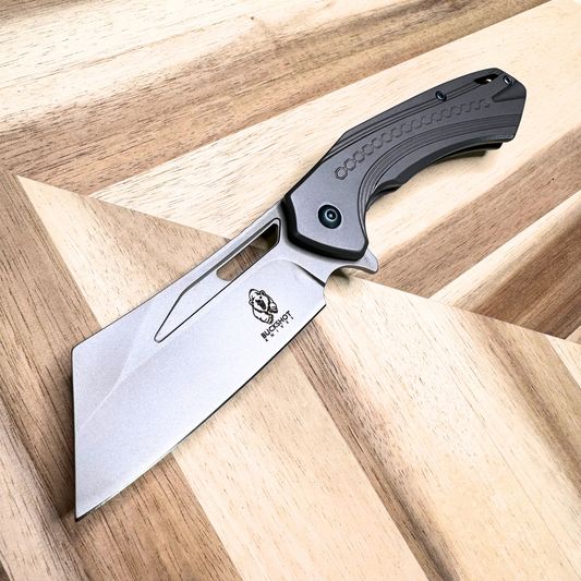 KNIFE SUBSCRIPTION BOX